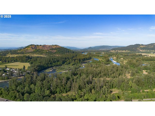 33423 TIMBER Ln, Eugene, OR 97405