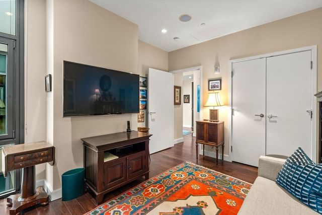 43 Westland Ave 605, Boston, MA 02115