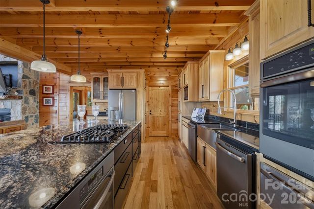 334 Scenic Vista Drive, Nebo, NC 28761