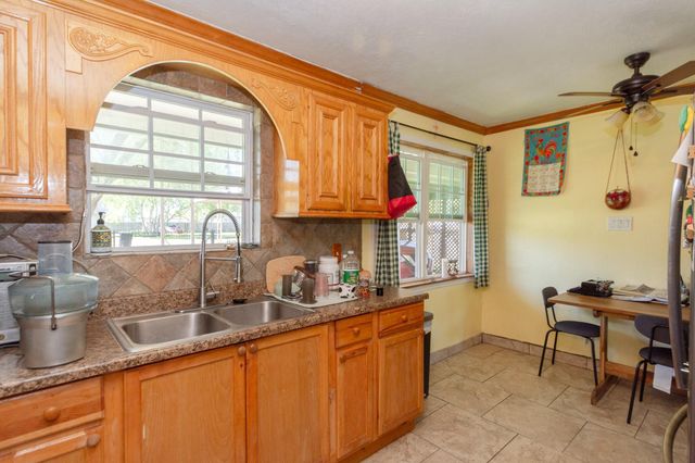 9509 Radio Road, Houston, TX 77075