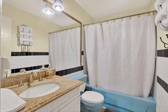 121 NW 28th Court, Pompano Beach, FL 33064