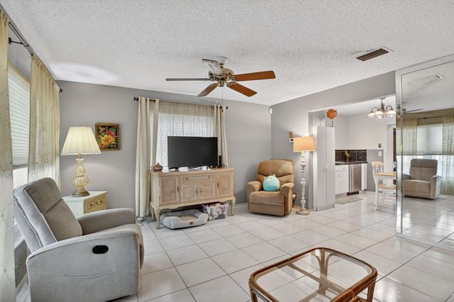 121 NW 28th Court, Pompano Beach, FL 33064