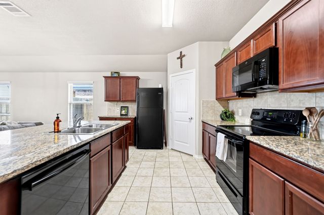 2434 Hankinson Lane, Fate, TX 75189