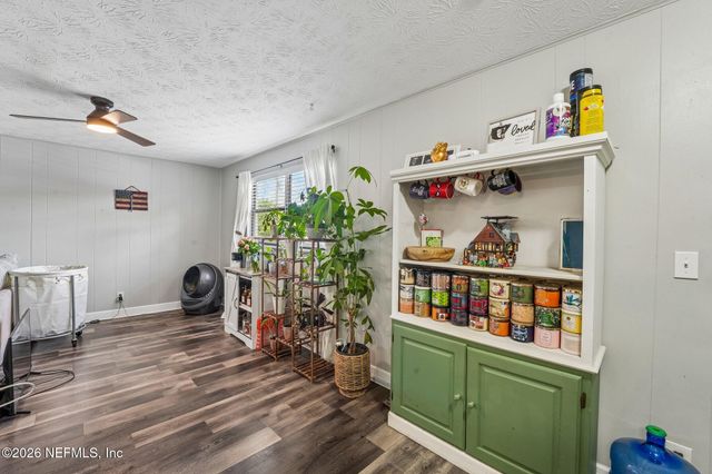 472 SIGSBEE Road, Orange Park, FL 32073