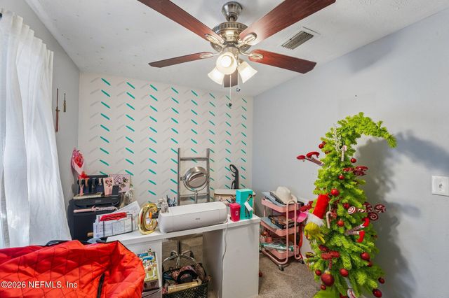 472 SIGSBEE Road, Orange Park, FL 32073