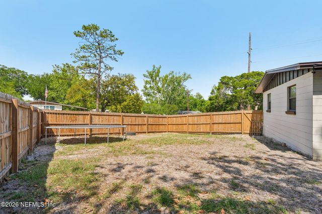 472 SIGSBEE Road, Orange Park, FL 32073