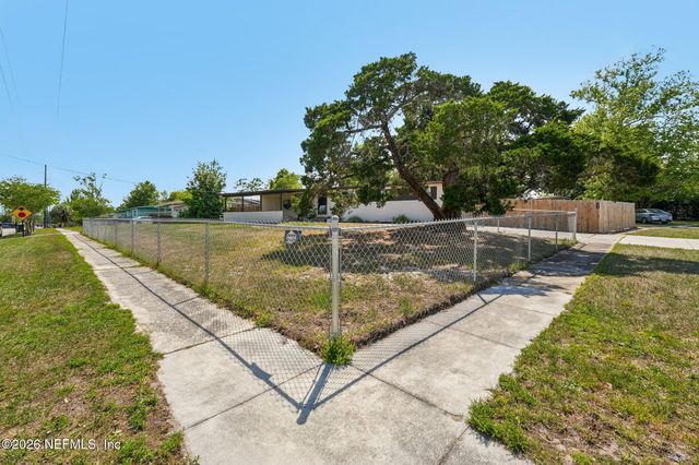 472 SIGSBEE Road, Orange Park, FL 32073