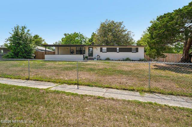 472 SIGSBEE Road, Orange Park, FL 32073