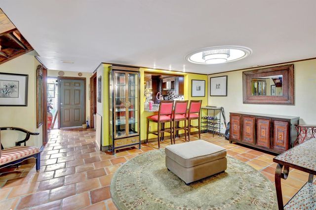 20606 NE 7th Court, Miami, FL 33179