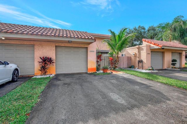 20606 NE 7th Court, Miami, FL 33179