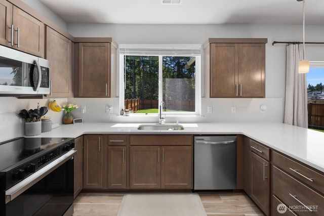 34 Basil Avenue, Shelton, WA 98584