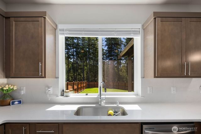 34 Basil Avenue, Shelton, WA 98584
