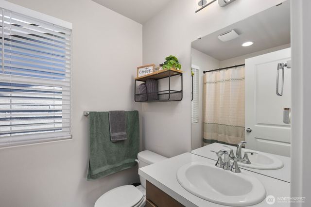 34 Basil Avenue, Shelton, WA 98584