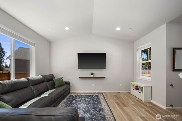 34 Basil Avenue, Shelton, WA 98584
