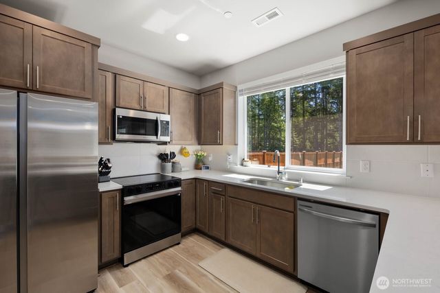 34 Basil Avenue, Shelton, WA 98584