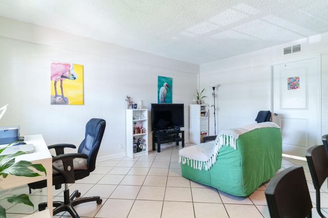 2660 NE 8th Avenue 106, Wilton Manors, FL 33334