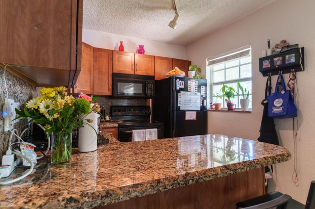 2660 NE 8th Avenue 106, Wilton Manors, FL 33334