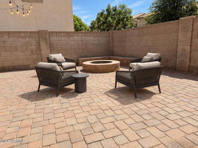 2595 S Southwind Drive, Gilbert, AZ 85295