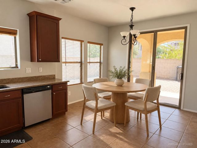 2595 S Southwind Drive, Gilbert, AZ 85295