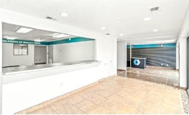 305 W Expressway 83 W Freeway, La Feria, TX 78559