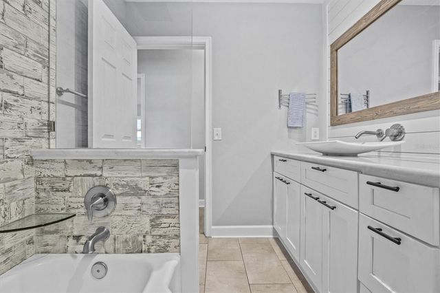 783 MANOR DRIVE W, Dunedin, FL 34698