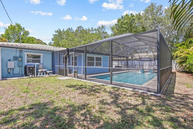 783 MANOR DRIVE W, Dunedin, FL 34698