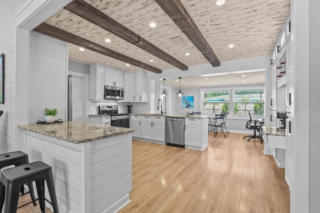 783 MANOR DRIVE W, Dunedin, FL 34698