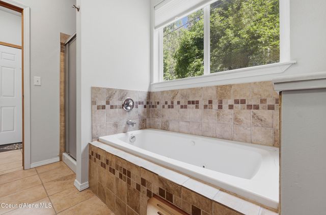 1078 W Peninsula DR, Coeur D'alene, ID 83814