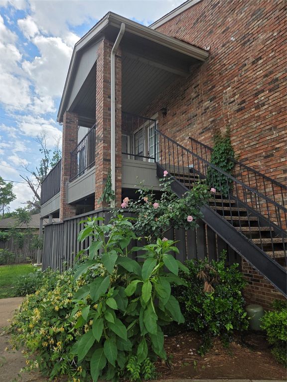 408 Pebble Way 253, Arlington, TX 76006