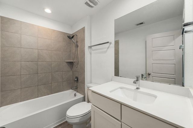 1803 Rolling Hill Lane, Richmond, TX 77469