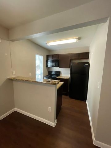 2512 Durwood ST 108, Austin, TX 78704