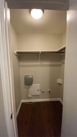 2512 Durwood ST 108, Austin, TX 78704