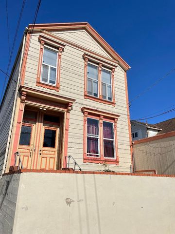 1339-1341 York Street, San Francisco, CA 94110