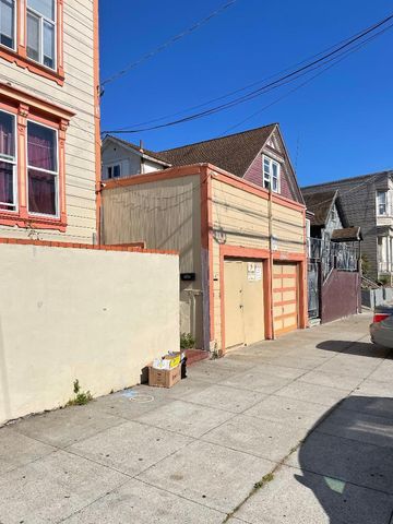 1339-1341 York Street, San Francisco, CA 94110