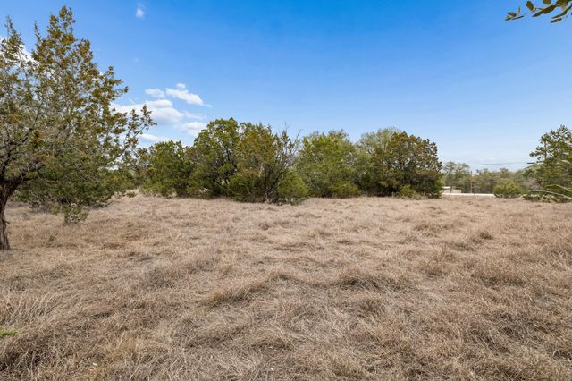 1398 Lazy Forest FRST, New Braunfels, TX 78132