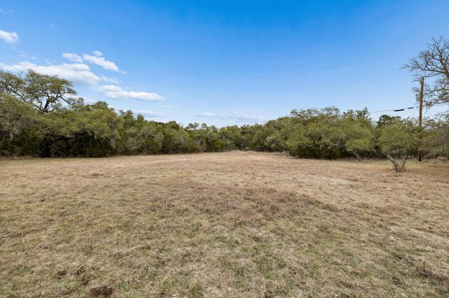 1398 Lazy Forest FRST, New Braunfels, TX 78132