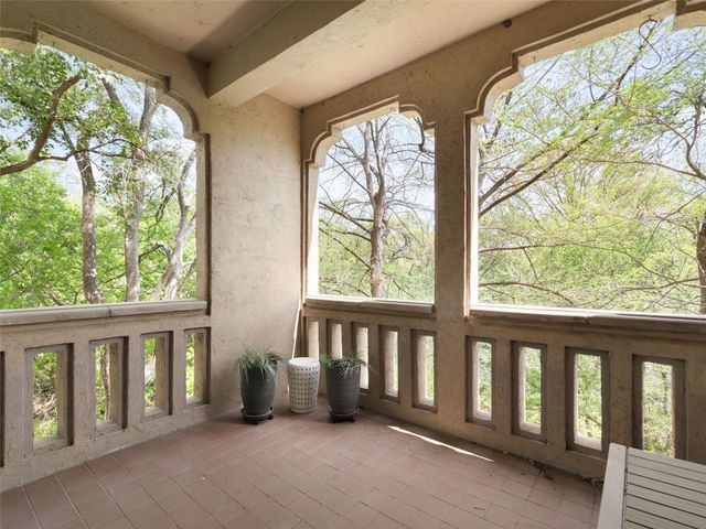 1937 Rue De St Tropez 10, Austin, TX 78746