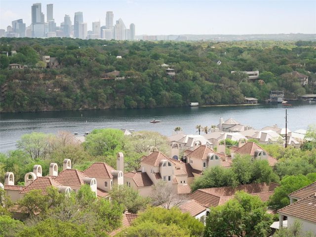 1937 Rue De St Tropez 10, Austin, TX 78746