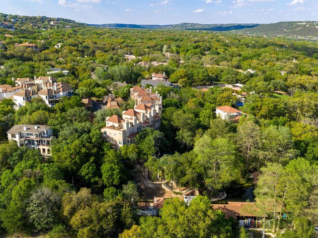 1937 Rue De St Tropez 10, Austin, TX 78746