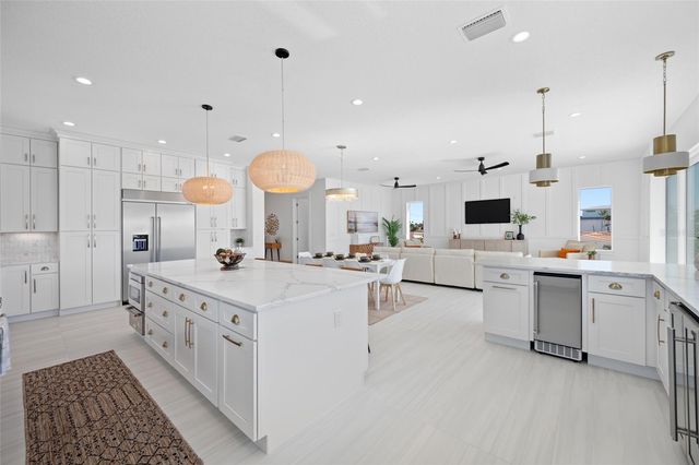 11460 7TH STREET E, Treasure Island, FL 33706