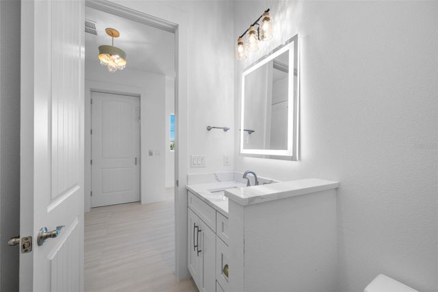 11460 7TH STREET E, Treasure Island, FL 33706