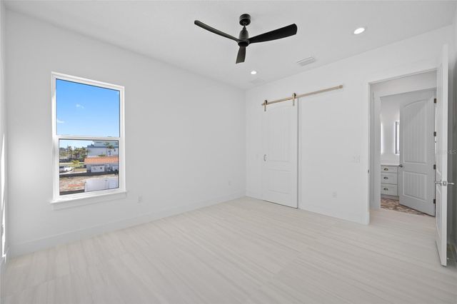 11460 7TH STREET E, Treasure Island, FL 33706