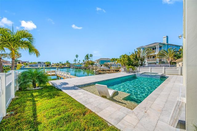 11460 7TH STREET E, Treasure Island, FL 33706