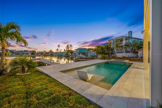 11460 7TH STREET E, Treasure Island, FL 33706