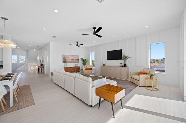 11460 7TH STREET E, Treasure Island, FL 33706