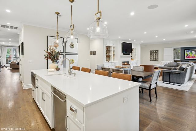 1851 N Halsted Street 2, Chicago, IL 60614