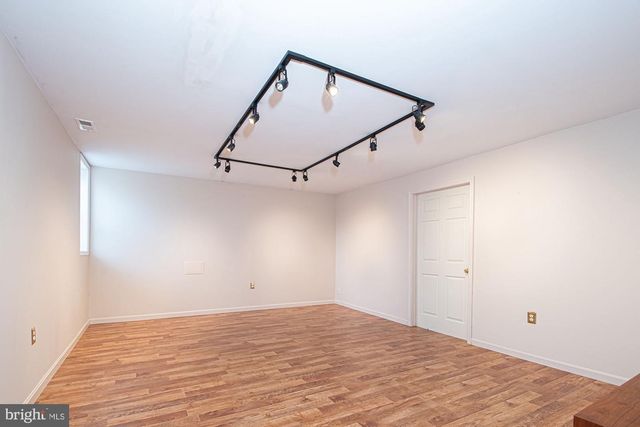 664 BRANDY RD, Front Royal, VA 22630