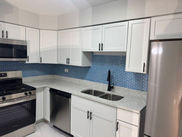8500 Skokie Boulevard 2C, Skokie, IL 60077