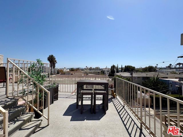8636 W Olympic Boulevard 5, Los Angeles, CA 90035