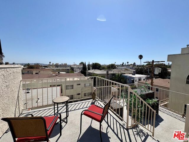 8636 W Olympic Boulevard 5, Los Angeles, CA 90035